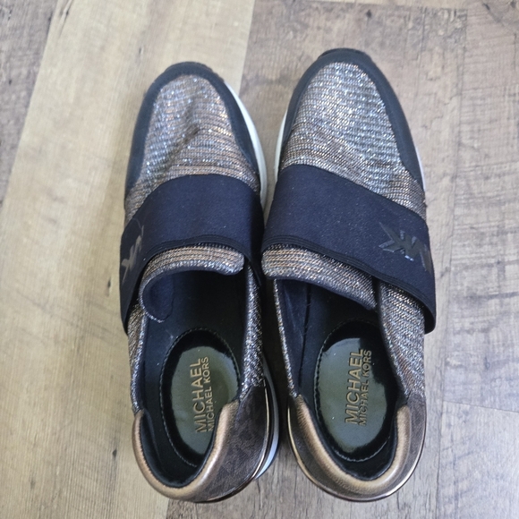 Michael Kors Womens 7m Black and Brown Slip-On Sneakers - Picture 5 of 11